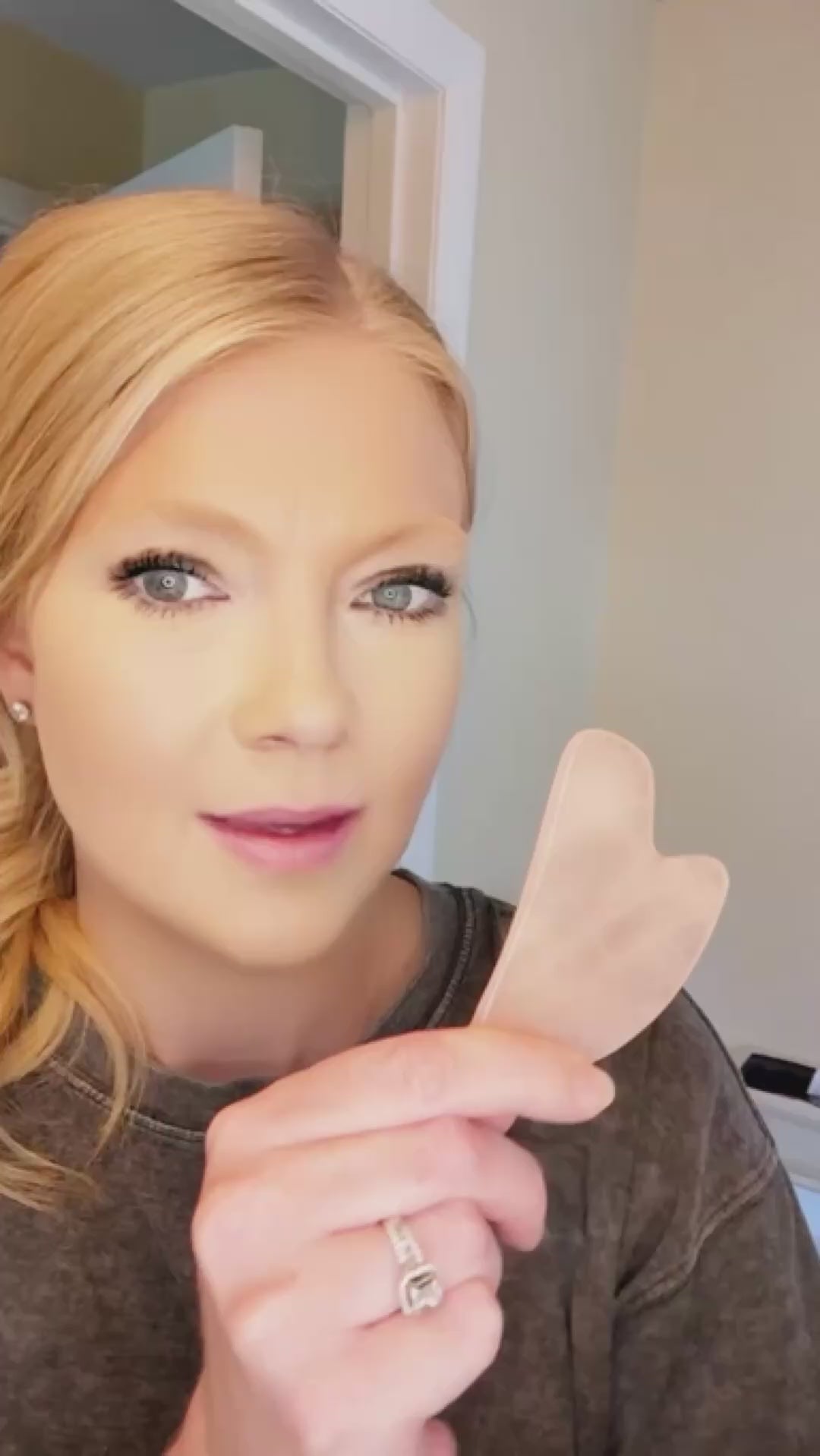 Natural Jade Gua Sha Facial Massager video